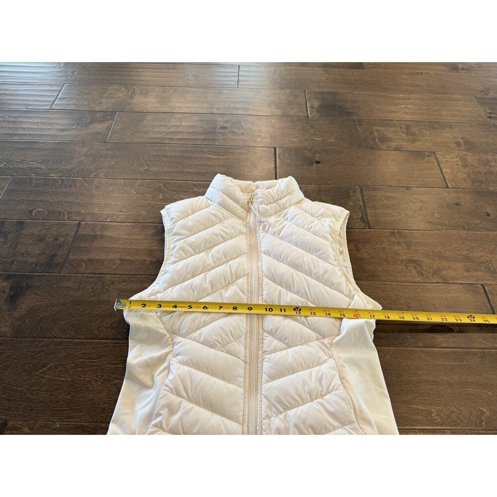 Fabletics Womens White Puffer Full Zip Athletic Outdoor Vest Size M Medium - Picture 10 of 10